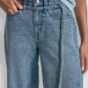 Mid-Rise Barrel Jeans
