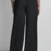 Mid-Rise Pull-On Pant