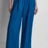 Mid-Rise Wide Leg Pant