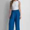 Mid-Rise Wide Leg Pant