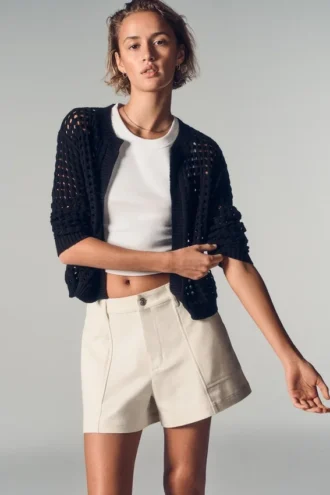 Mid-Rise Short with Patch Pockets