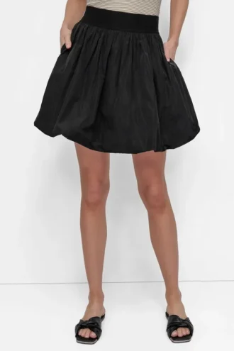 Pull on Mini Bubble Skirt
