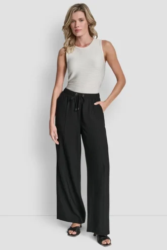 Seamed Wide Leg Pull-On Pant