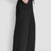 Seamed Wide Leg Pull-On Pant