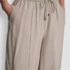 Seamed Wide Leg Pull-On Pant