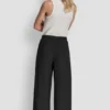 Seamed Wide Leg Pull-On Pant