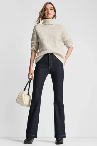 Turtle Neck Bobble Stich Sweater